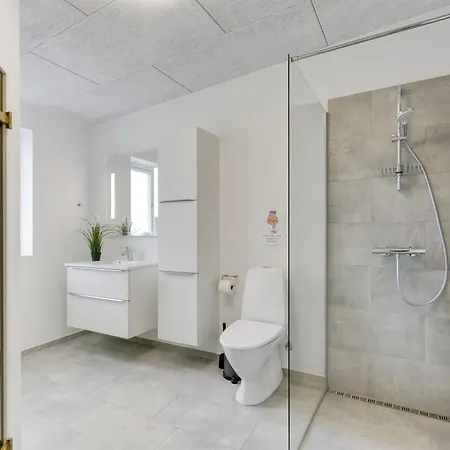 Tammo - 1km From The Sea By Interhome